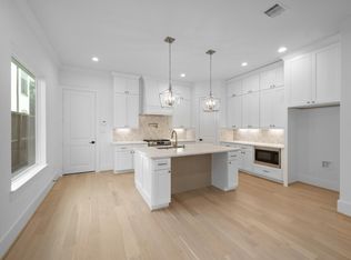 2916 Virginia St, Houston, TX 77098