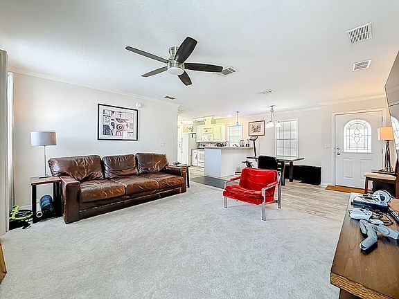 5th image of 66095 Windsor Rd N