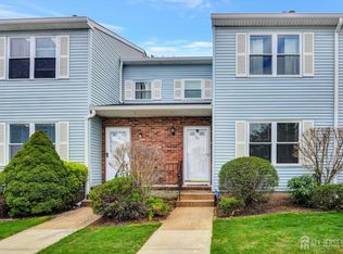 65 Brookview Cir, Jamesburg, NJ 08831