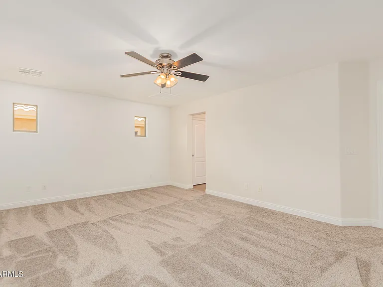 3031 E Harrison St — Photo 16