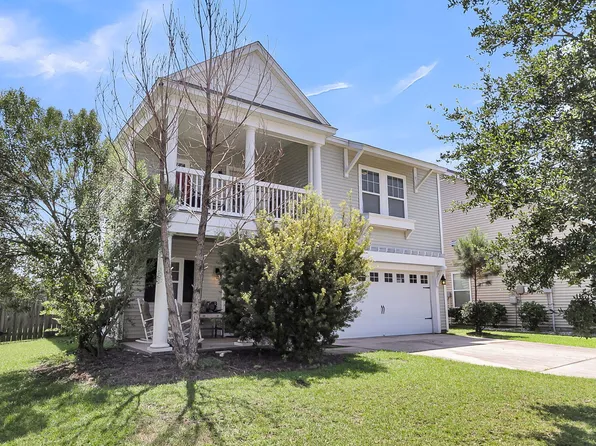 201 Topsaw Ln, Moncks Corner, SC 29461