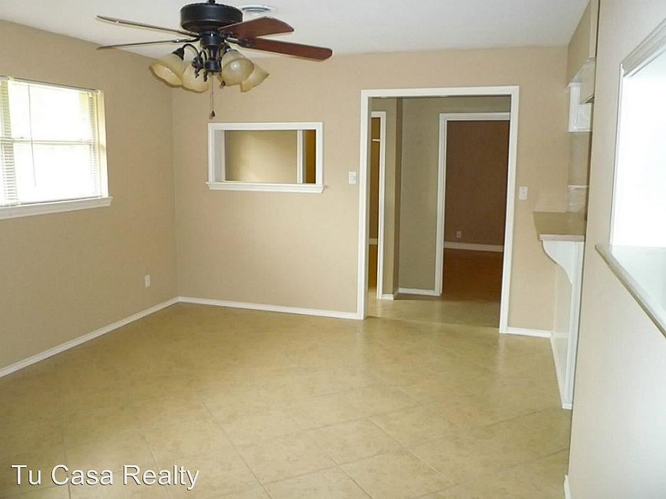 2nd image of 1903 Springrock Ln
