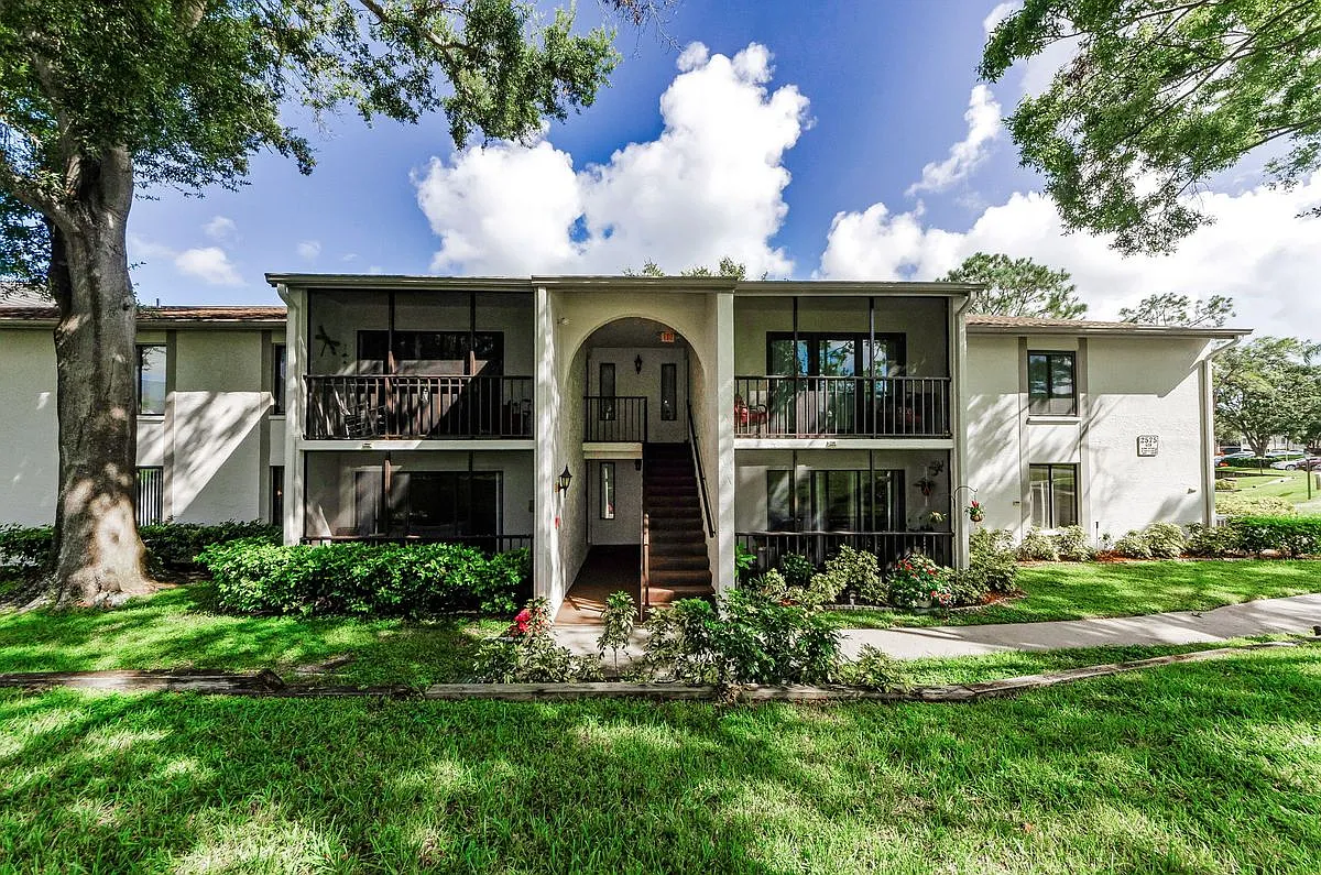 2 bed, 2.0 bath, 1085 sqft, $1,850 — Photo 1