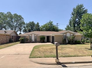 5615 Briargrove Dr, Wichita Falls, TX 76310