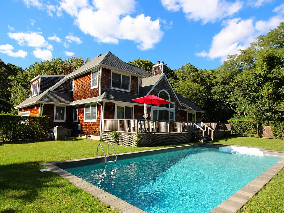 20 Broidy Ln