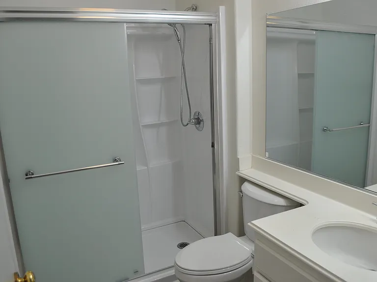 1518 Shoreacres Dr — Photo 16