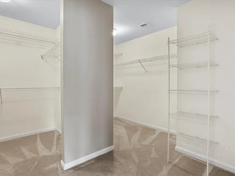 319 Morlyn Dr — Photo 35