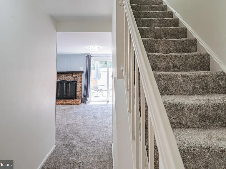 2913 Seminole Rd — Photo 30