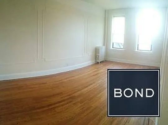 Rented by Bond New York | media 20