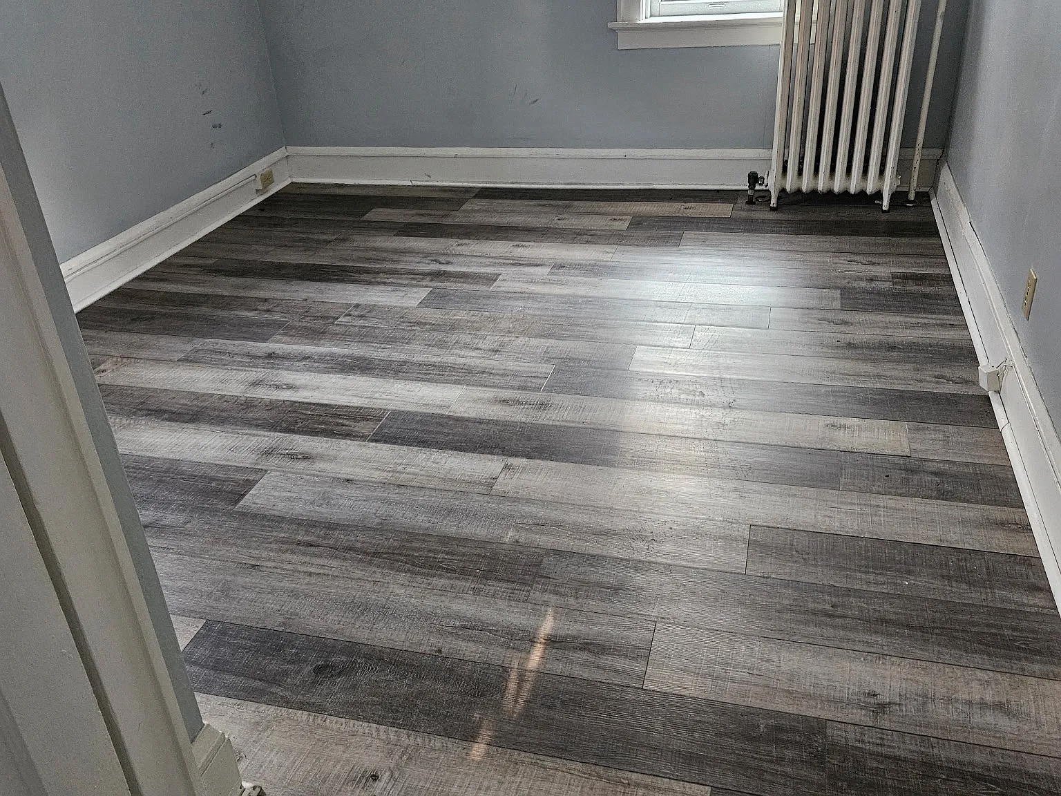 2 bed, 1000 sqft, $1,200 — Photo 2