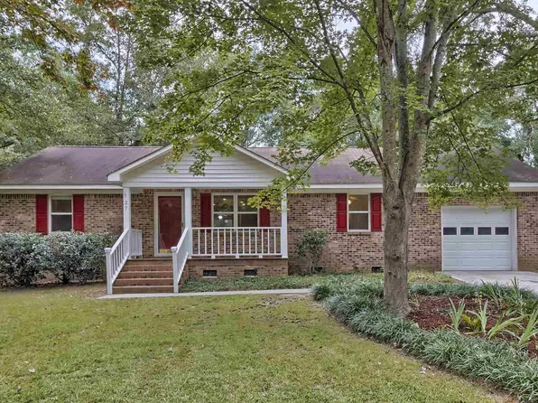 27 Westover Ave, Lugoff, SC 29078