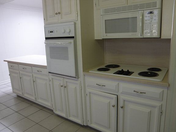 5th image of 3734 Fern Cir