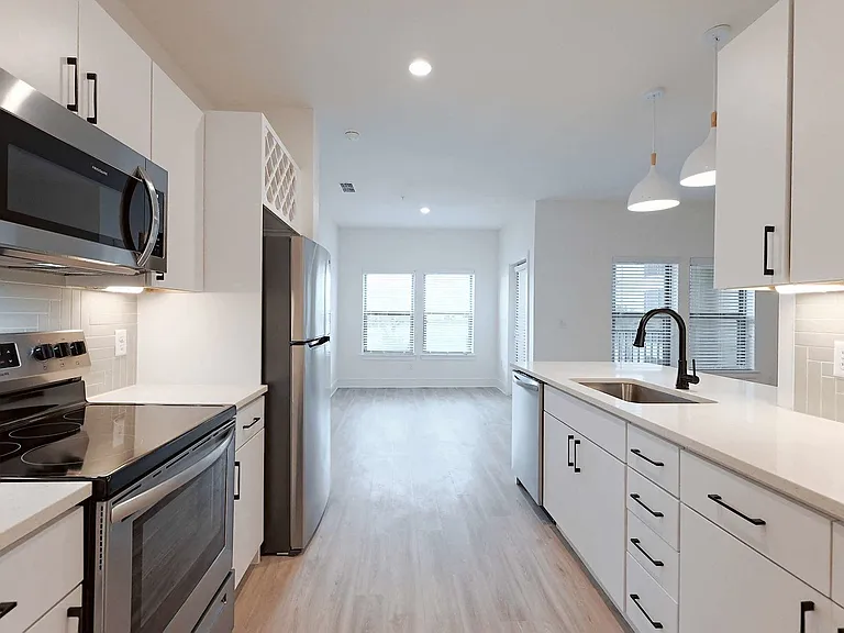 Tropia Luxury Apartments — Photo 80