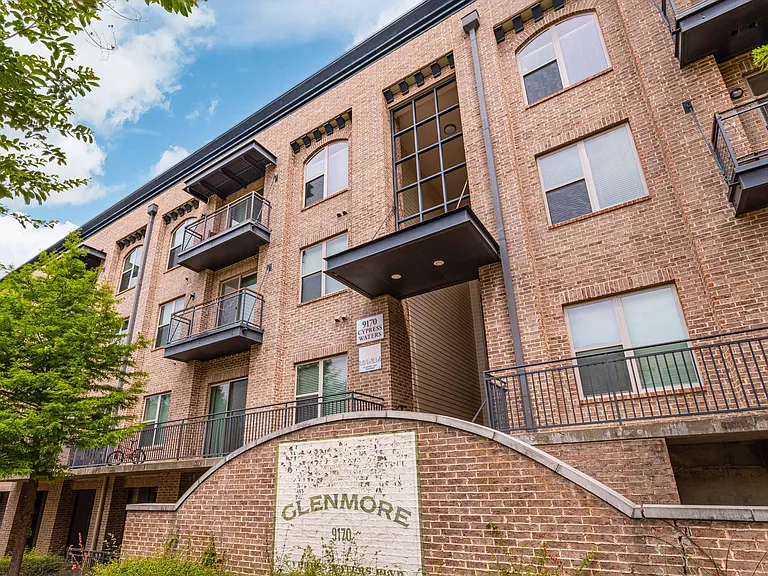The District At Cypress Waters - Parson's Green — Photo 102