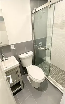 Rented by Jonis Realty | media 8