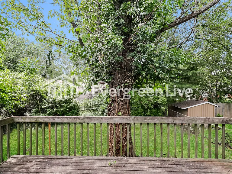 7973 Kirkland Dr — Photo 4
