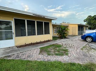 4463 Golden Gate Pkwy #C, Naples, FL 34116