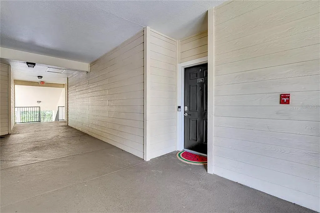2 bed, 2.0 bath, 1150 sqft, $1,850 — Photo 2