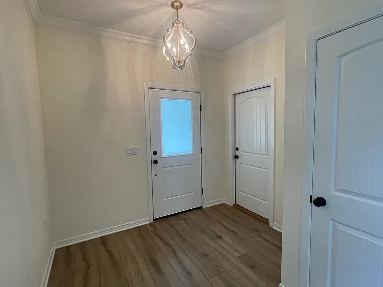 1578 Hickory St — Photo 6