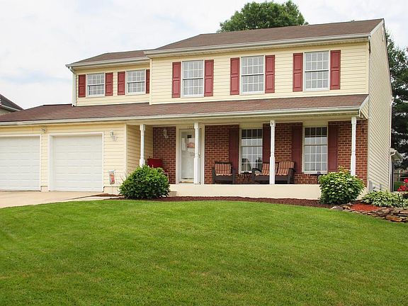 2nd image of 1202 Cheshire Ln