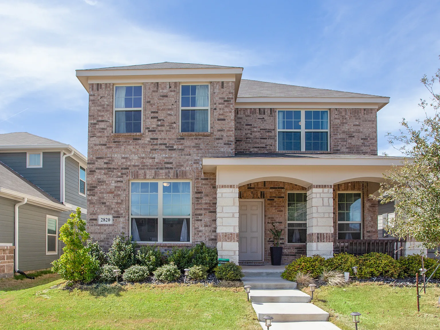 4 bed, 3088 sqft, $2,700 — Photo 1
