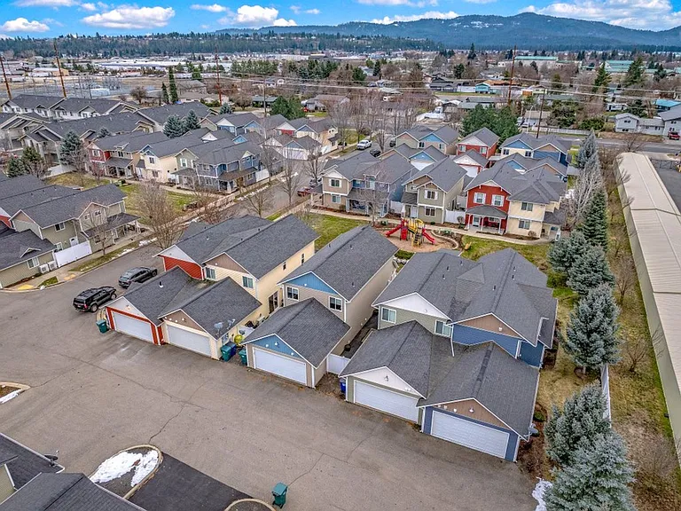 3324 E Garin Ct — Photo 25