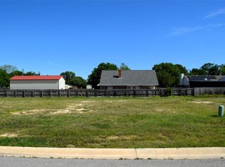 310 Preston Rd, Mabank, TX 75147