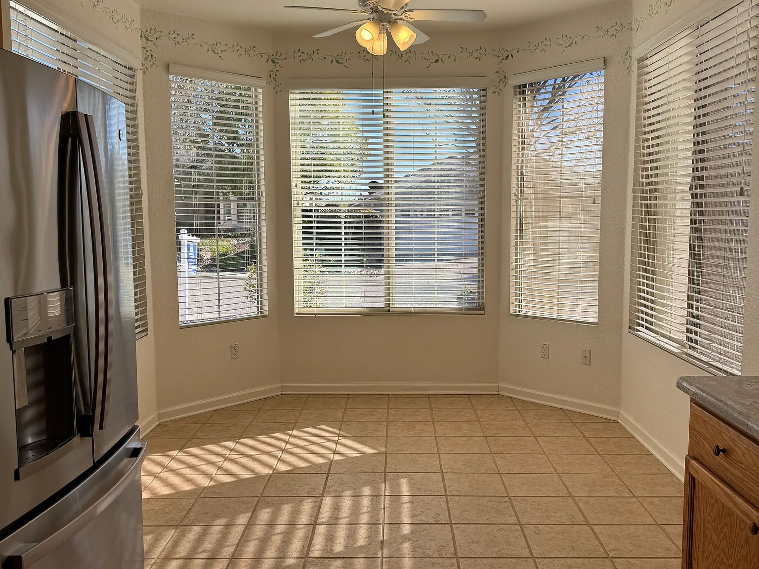 1392 Picket Fence Ln — Photo 3
