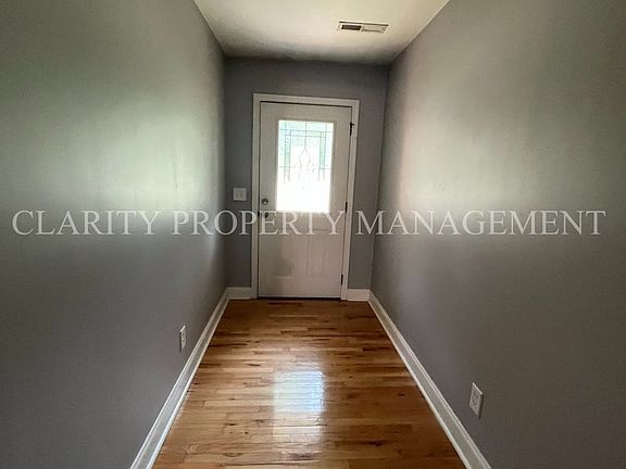 4th image of 2103 Candies Ln NW
