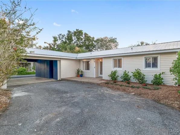 2310 N Watersedge Dr, Crystal River, FL 34429