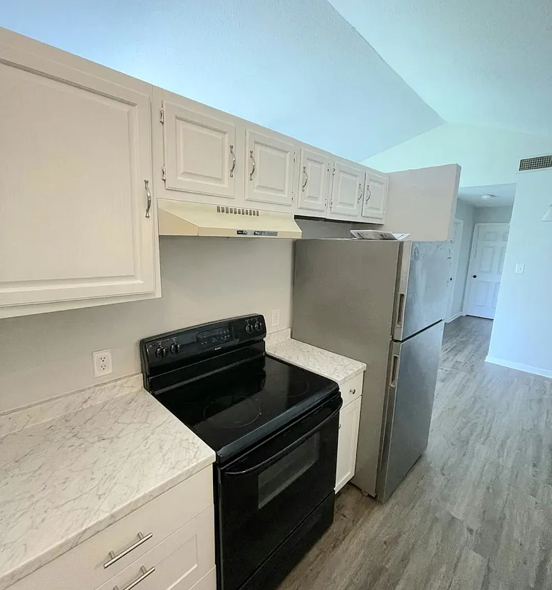 2 bed, 1200 sqft, $1,400 — Photo 3