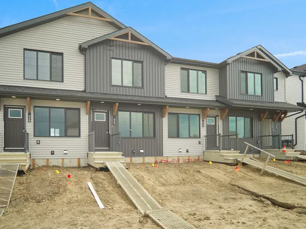 423 Aster Dr, Edmonton, AB T6T 2N8