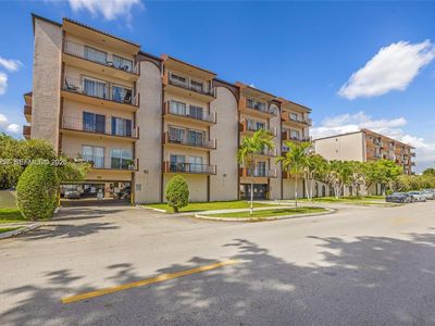 1950 W 54th St APT 206, Hialeah, FL, 33012