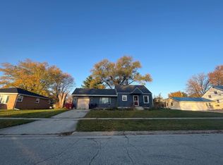 1830 S Osborne Ave, Janesville, WI 53546