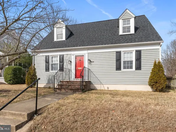 1313 Parcell St, Fredericksburg, VA 22401