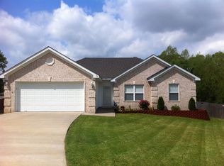 211 Wild Cherry Ln, Benton, AR 72015