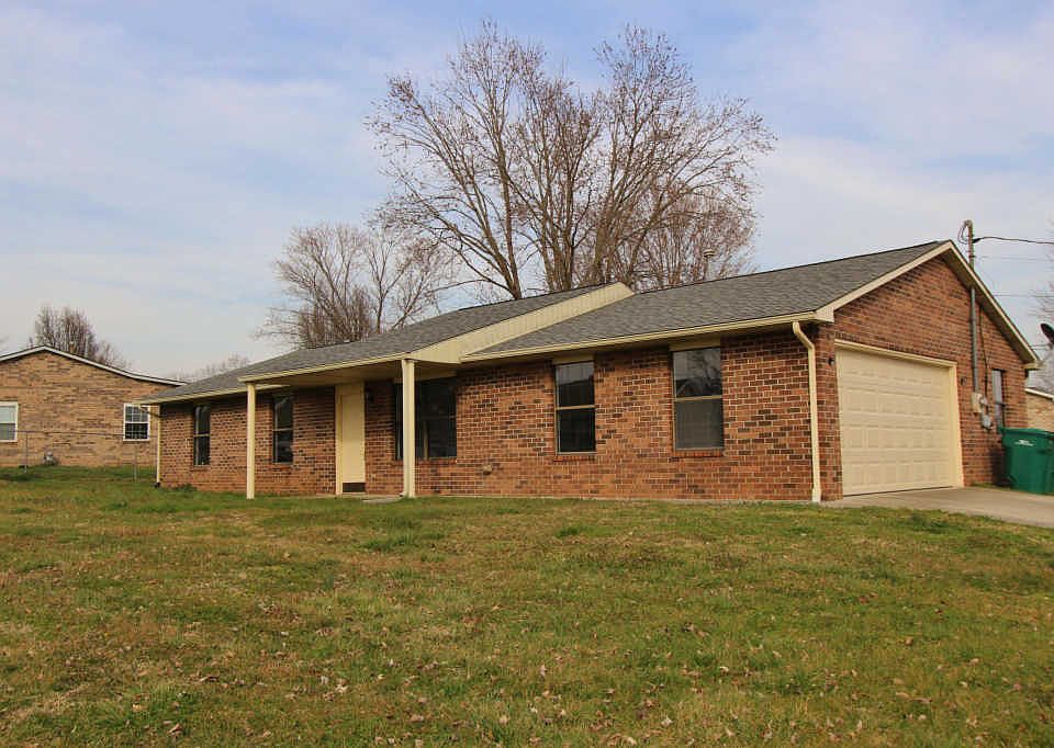 1st image of 901 Rose Petal Ln