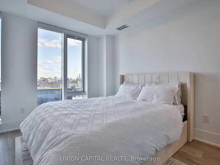 480 Front St W #1505 — Photo 20