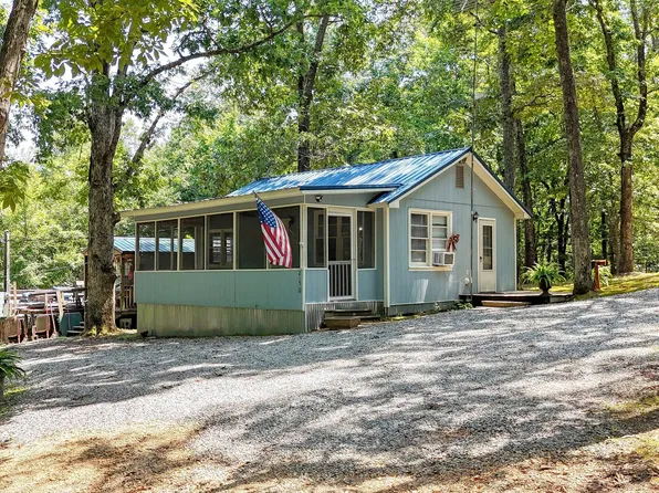 215 Mizpah St, Springville, TN 38256