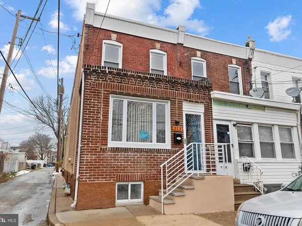 213 Spruce St, Darby, PA 19023