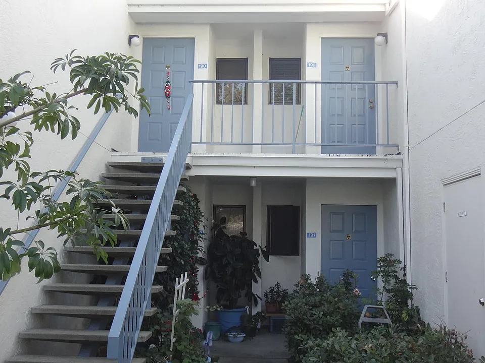 1055 N Capitol Ave #192
