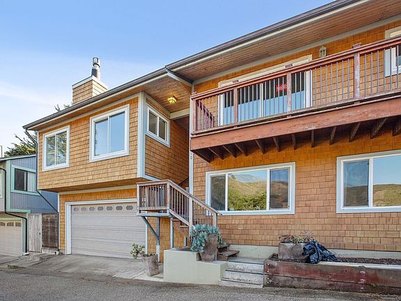 3rd image of 540 Loma Vista Ter