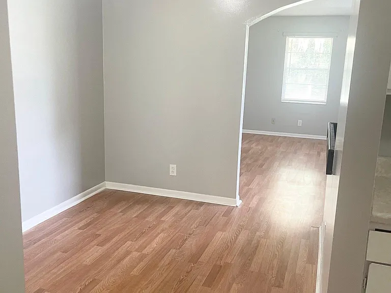 28 Pittman Cir — Photo 7