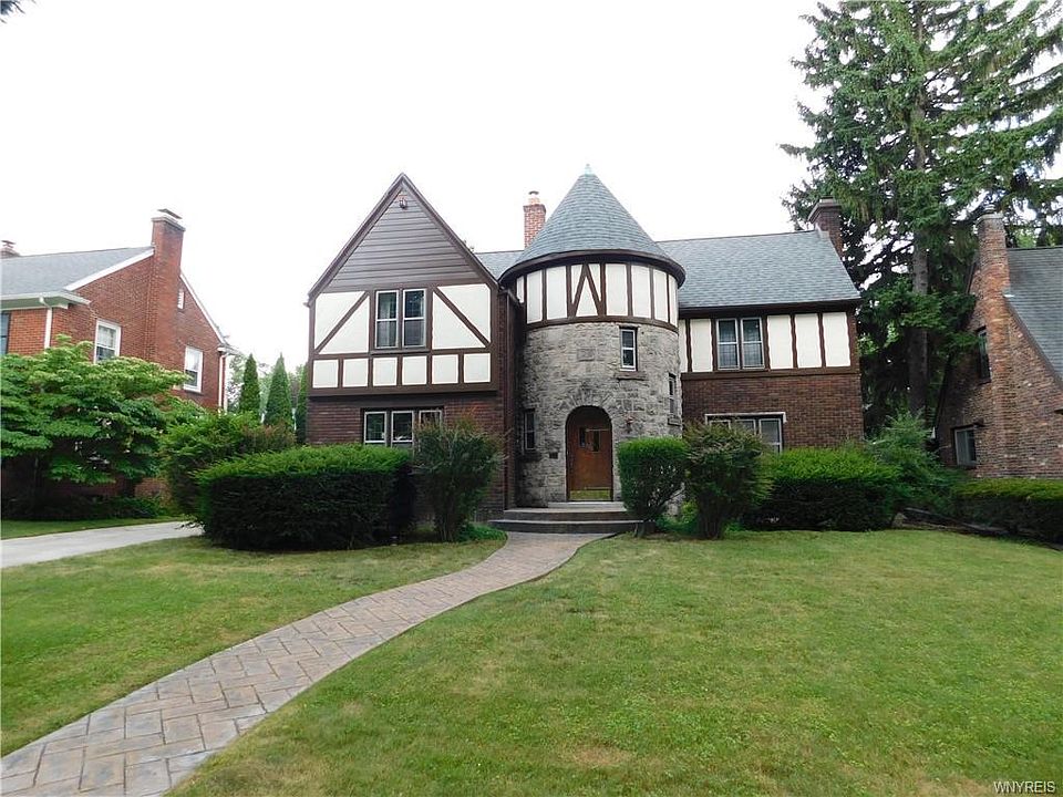 1st image of 106 Smallwood Dr