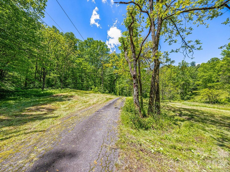 1st image of 336A S Bobs Creek Rd