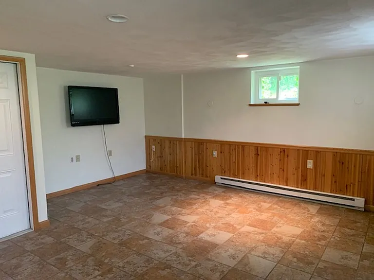 108 Dell St — Photo 9