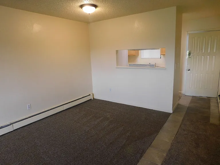 125 Franklin Ave #213 — Photo 7