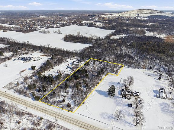 3rd image of Currie Road Currie Rd