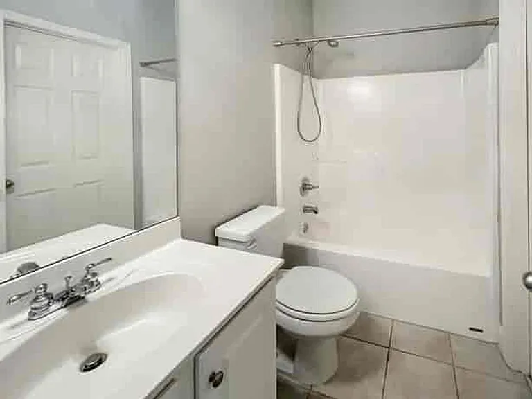 4918 Shallow Creek Trl NE — Photo 17