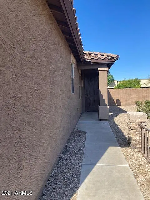 3 bed, 2.0 bath, 1678 sqft, $1,850 — Photo 4